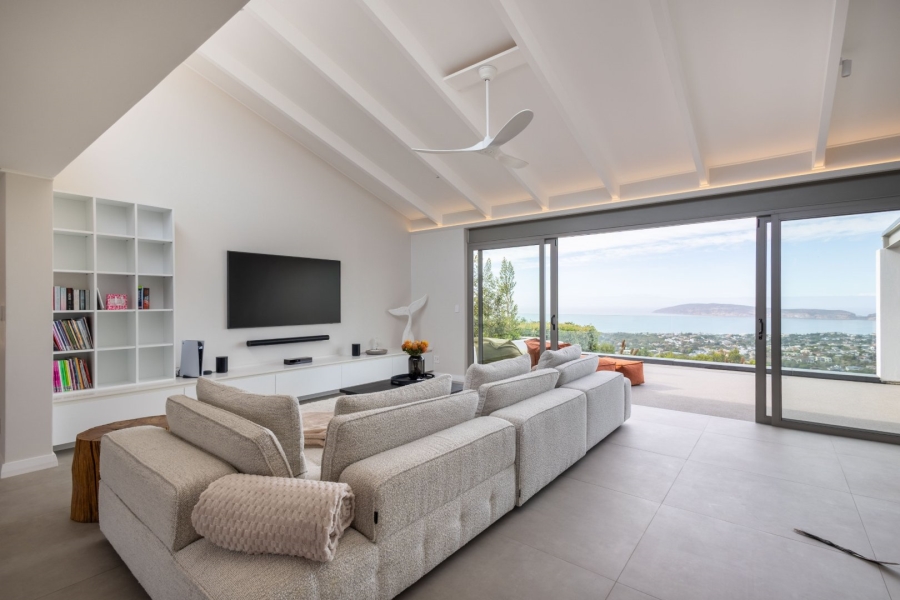 6 Bedroom Property for Sale in Cutty Sark Western Cape